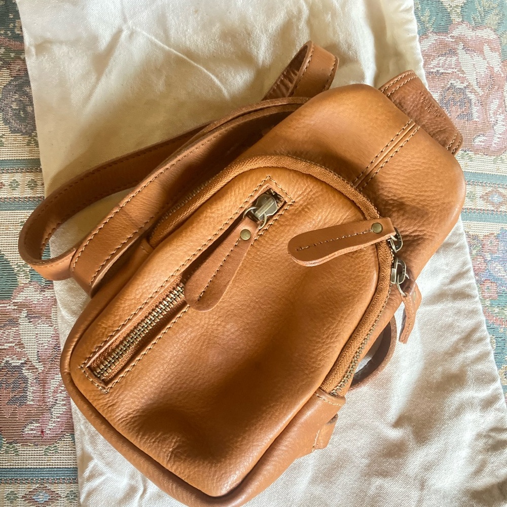 Will Leather Mini Sling